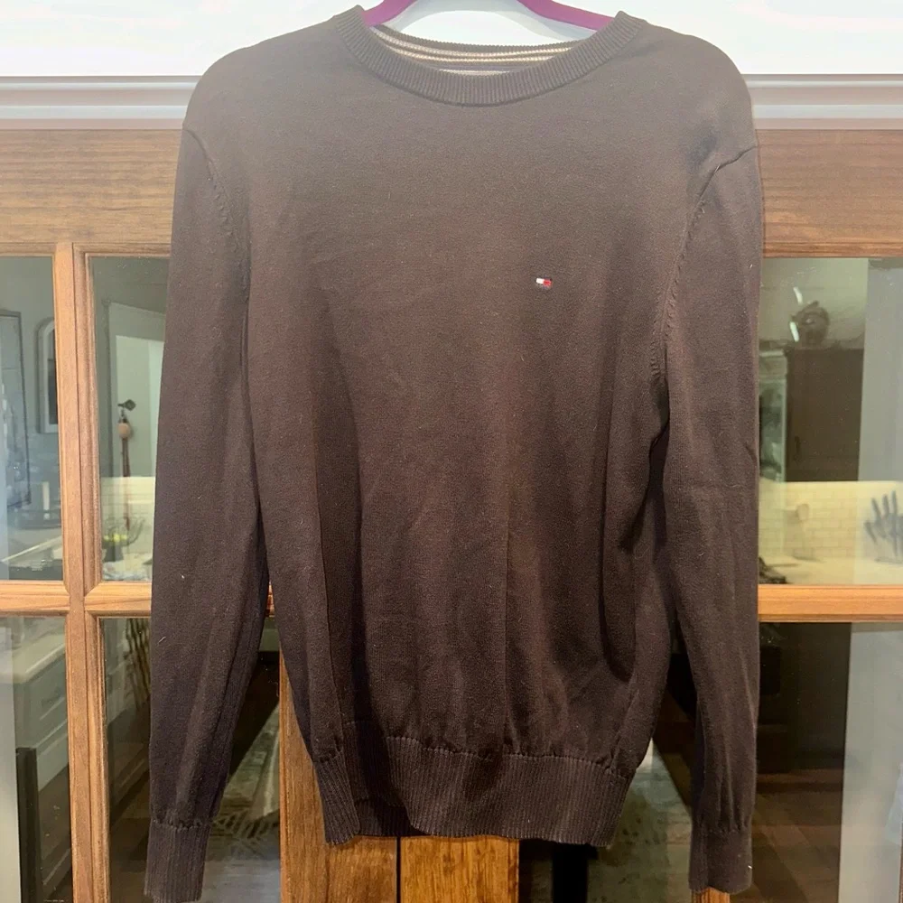 🔹Black Tommy Hilfiger Crew‎ Neck Sweater